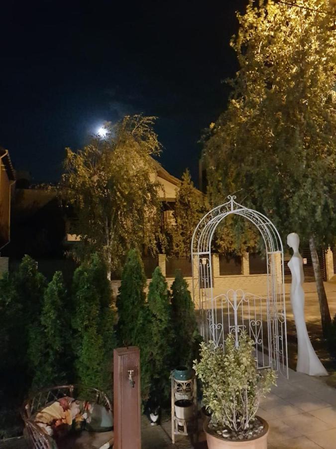 Boutique Vila White Duchess Năvodari 외부 사진