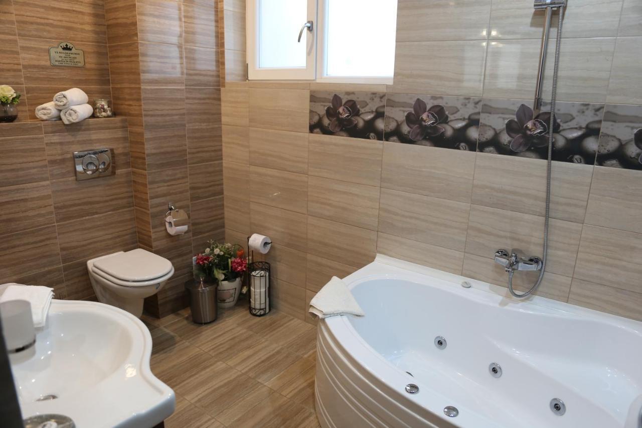 Boutique Vila White Duchess Năvodari 외부 사진