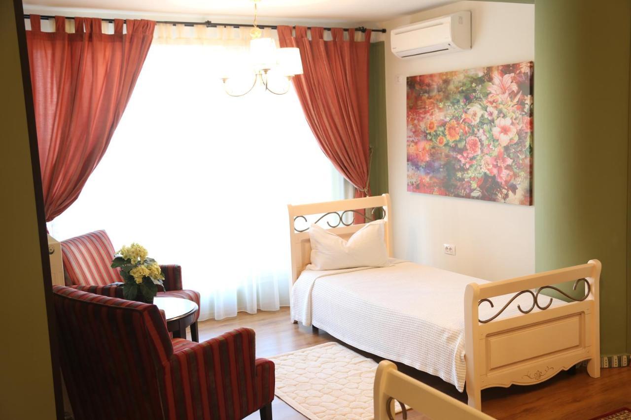Boutique Vila White Duchess Năvodari 외부 사진