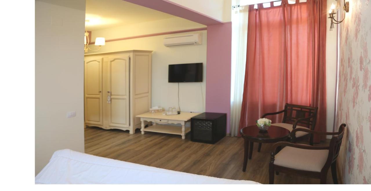 Boutique Vila White Duchess Năvodari 외부 사진